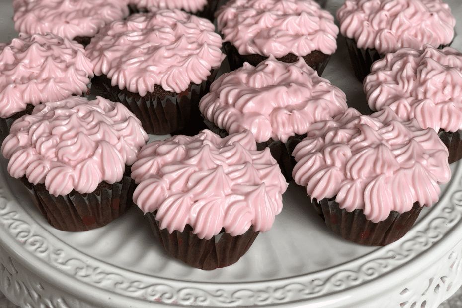 Tiny Chefs - Red Velvet Baked Donuts with Cream Cheese Glaze